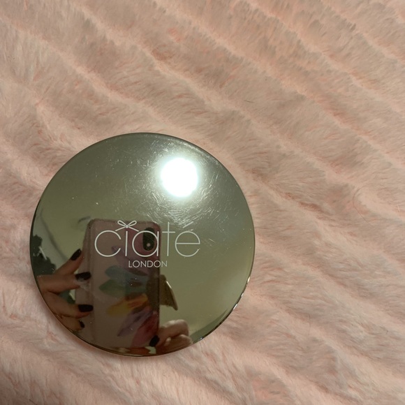 Ciate London Highlighter - Picture 2 of 2